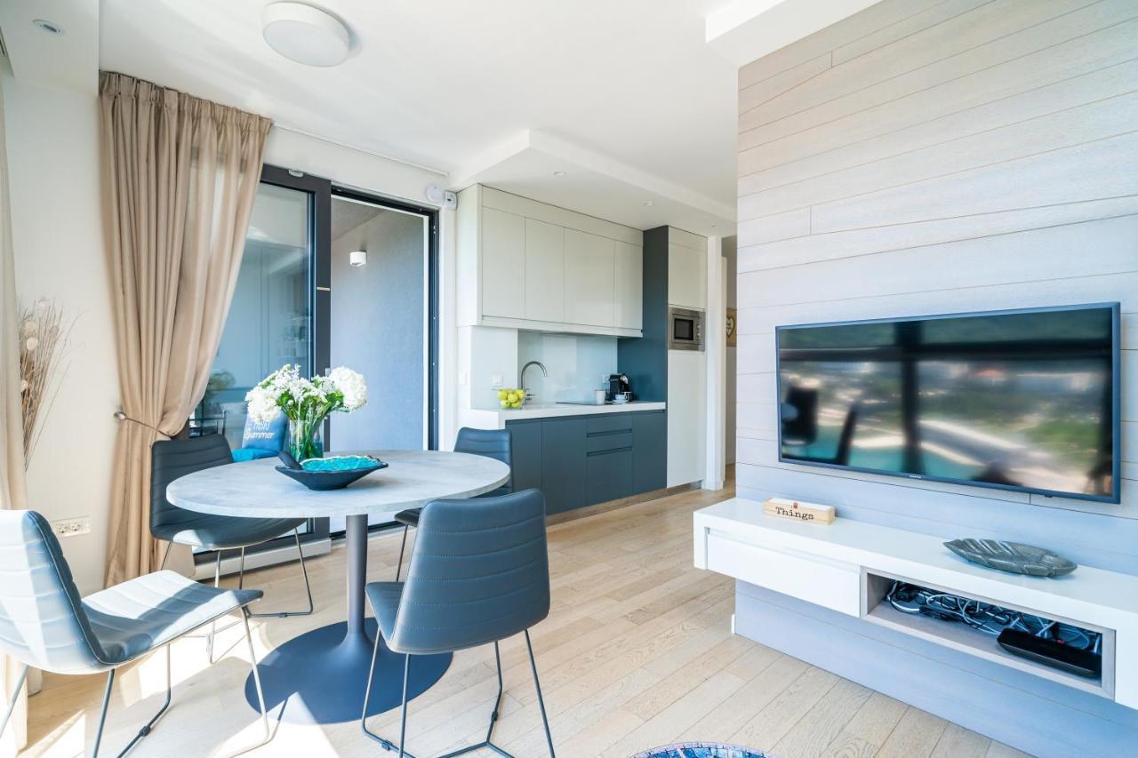 Crown - Emerald 1 Bd